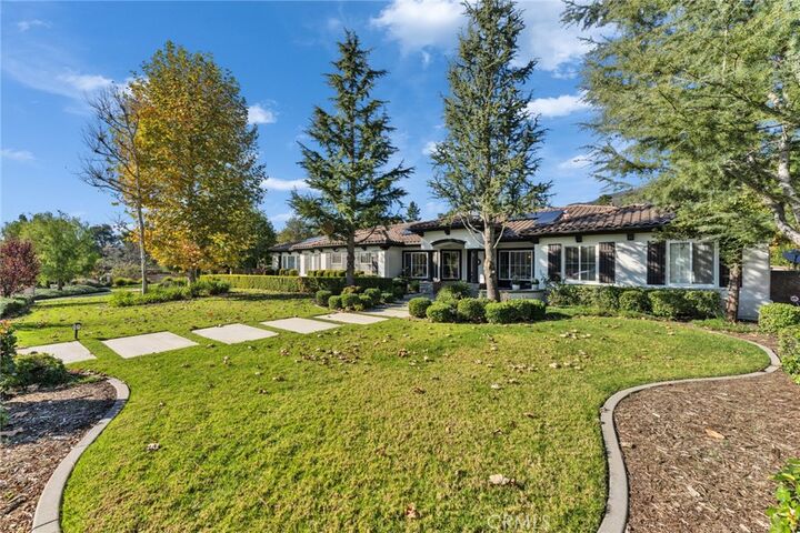 Property Photo: 949 Moody Place CA 91711