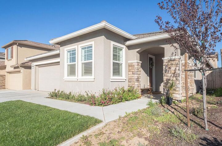 Property Photo:  509 Davalos Street  CA 93960 