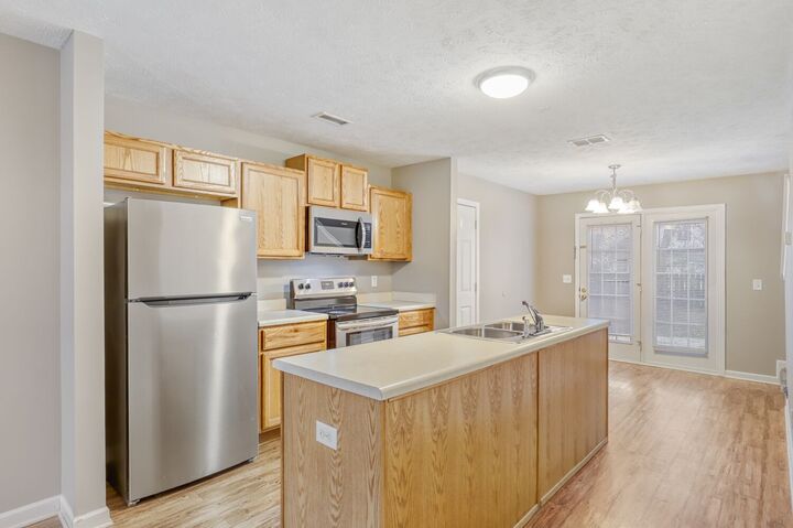 Property Photo:  1437 Westview Dr  TN 37128 