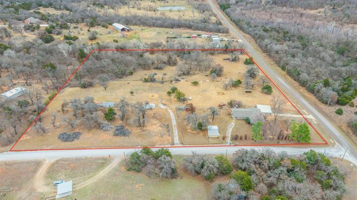 Property Photo:  9125 E Tecumseh Road  OK 73026 