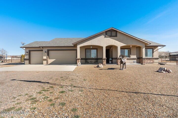 Property Photo:  11295 N Scalli Way  AZ 86315 