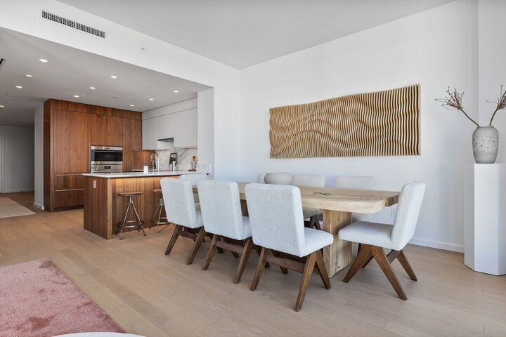 Property Photo:  682 Atlantic Ave 49H  MA 02111 