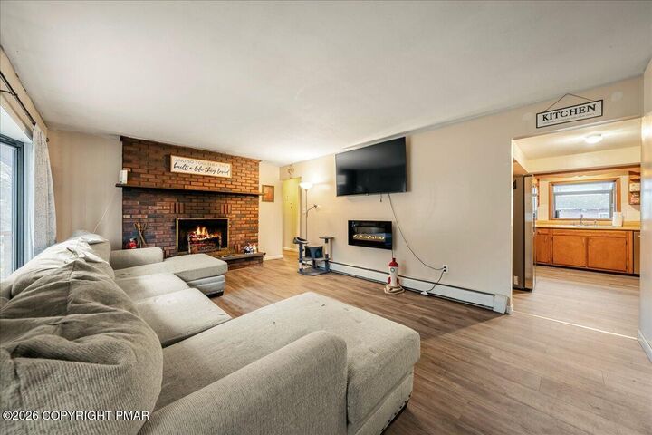 Property Photo:  159 Summit Avenue  PA 18346 