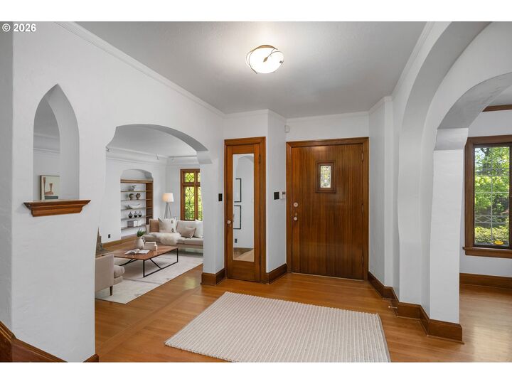 Property Photo:  2668 NW Cornell Rd  OR 97210 