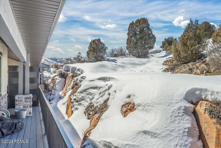 Property Photo:  3359 Quarry Springs Drive  UT 84098 