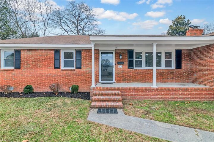 Property Photo:  201 Upperville Rd  VA 23462 