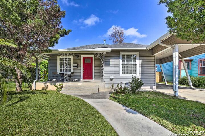 Property Photo:  1519 Santa Anna  TX 78201 