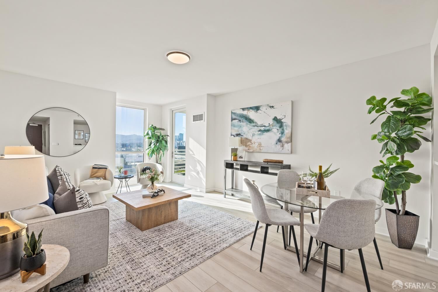 Property Photo:  555 4th Street 721  CA 94107 