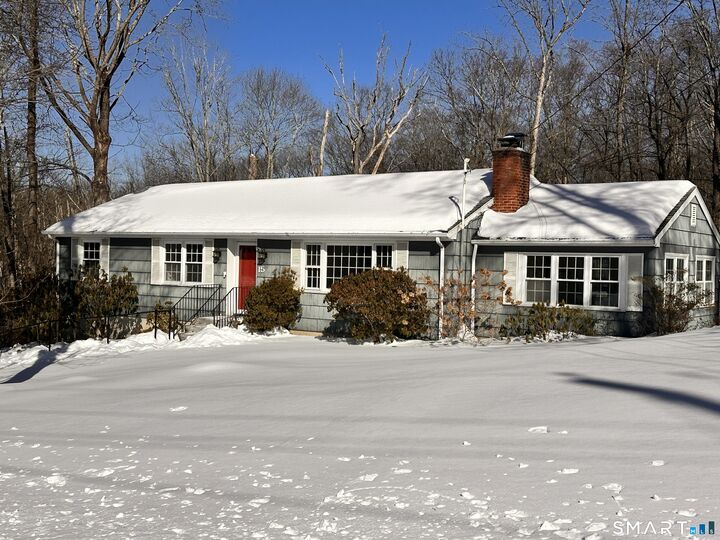 Property Photo:  15 North Street  CT 06484 