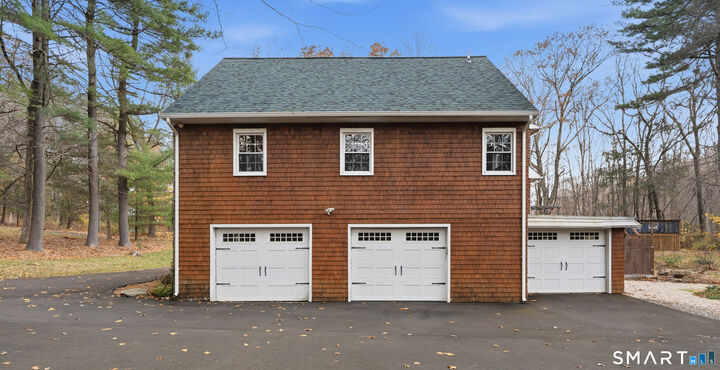 Property Photo:  46 Henderson Drive  CT 06001 