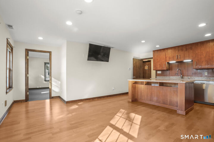 Property Photo:  433 Post Road  CT 06820 