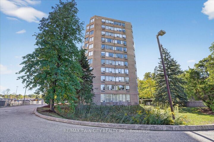 Property Photo: 3227 King Street E 506 ON N2A 3Z9