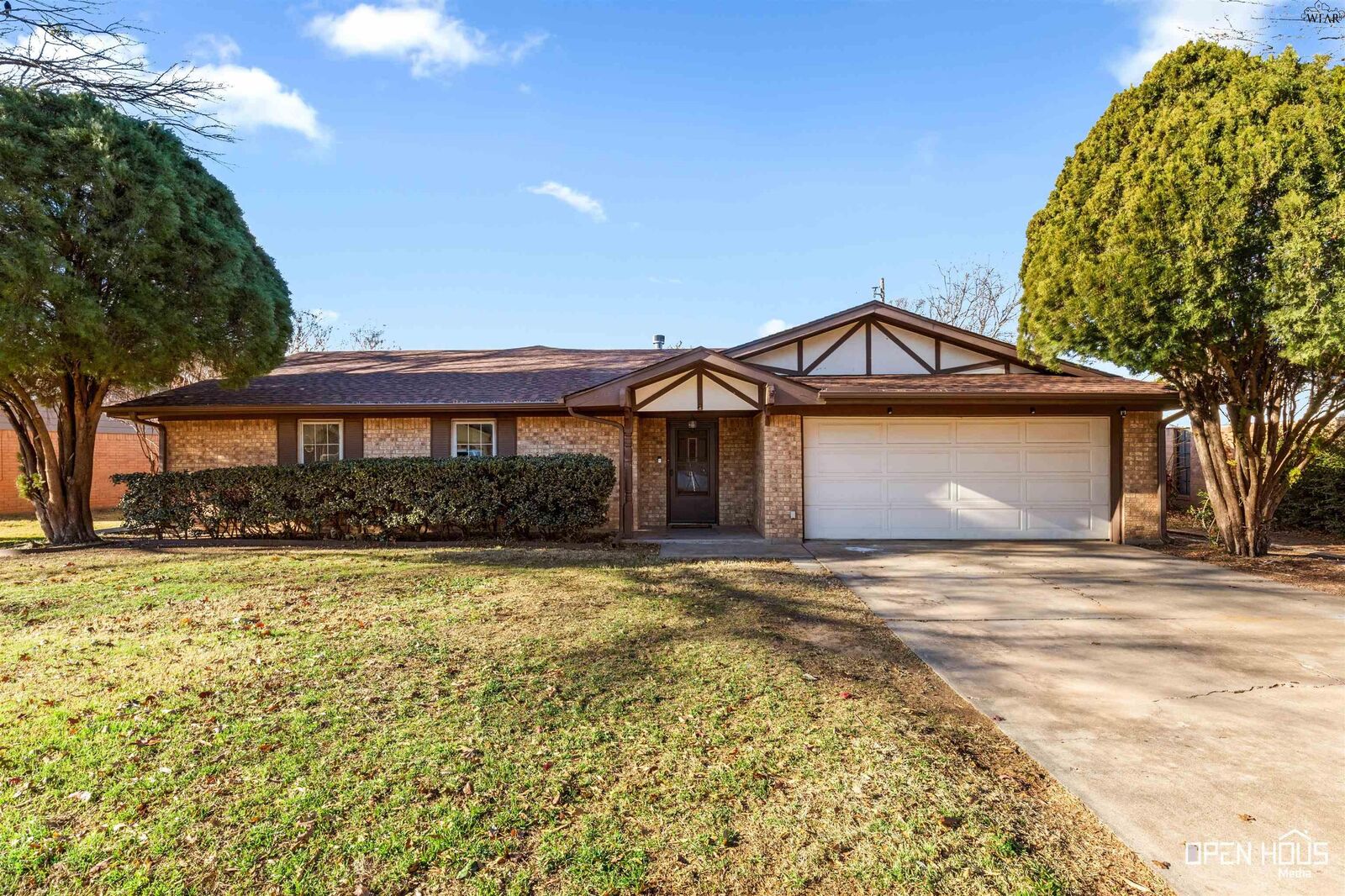 Property Photo: 4824 Rhea Road TX 76308