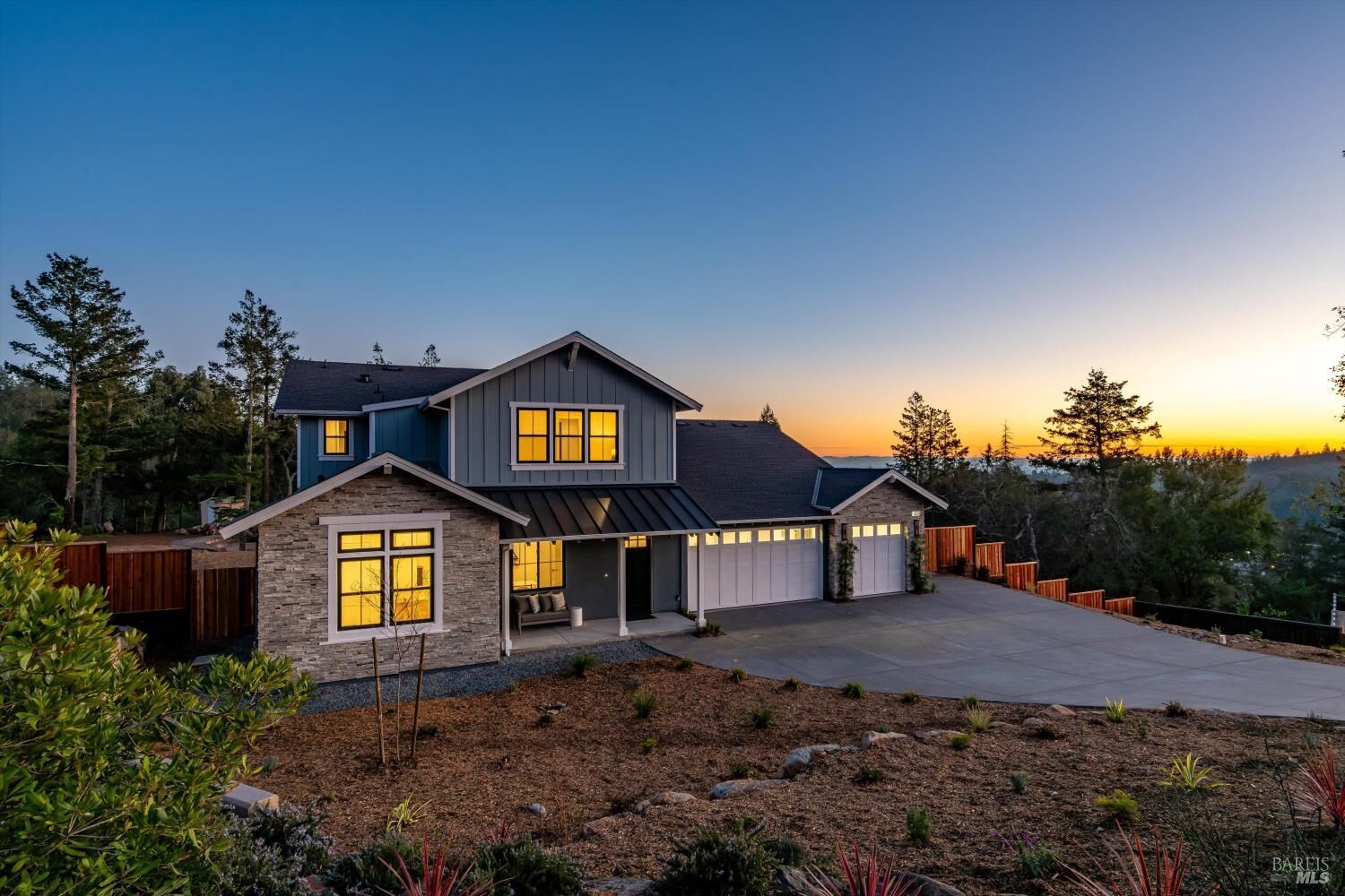 Property Photo:  3684 Crown Hill Drive  CA 95404 