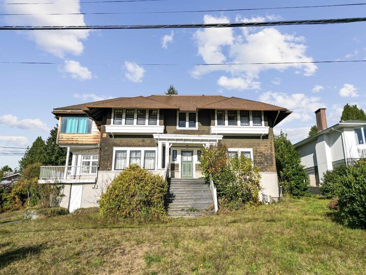 Property Photo: 404 Somerset Street BC V7N 1G3