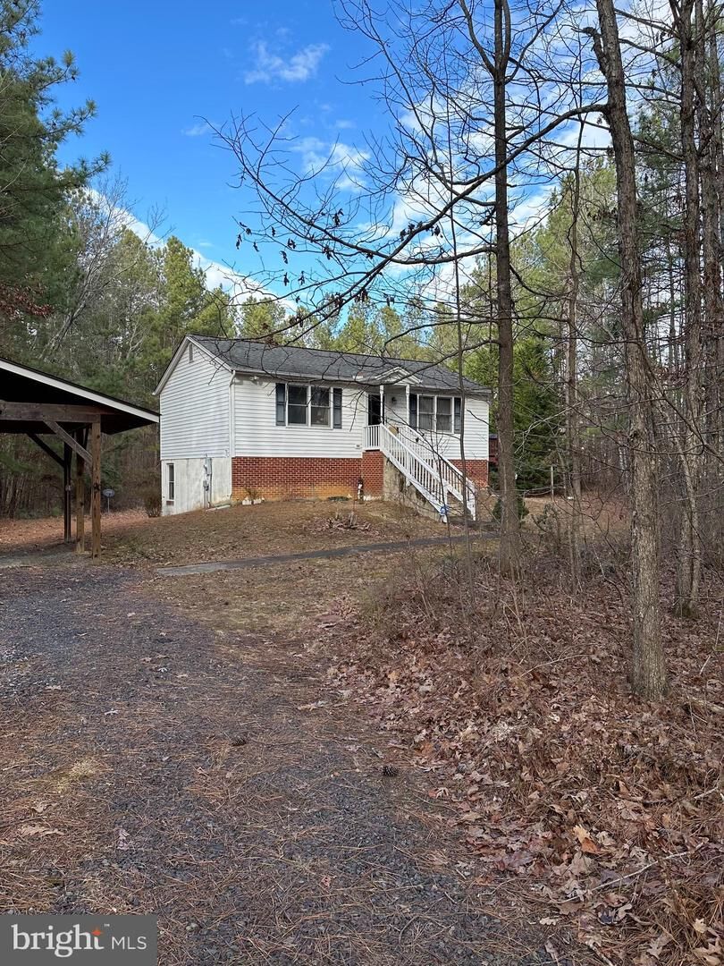 Property Photo:  13319 W Catharpin Road  VA 22551 