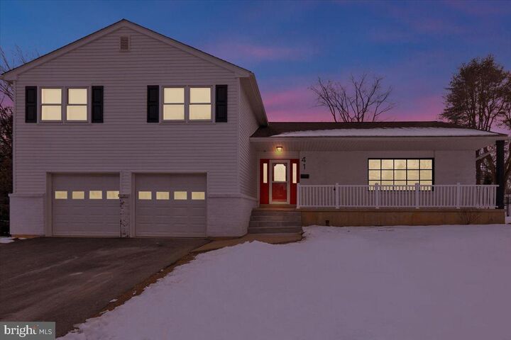 Property Photo: 41 Dorchester Drive PA 19610