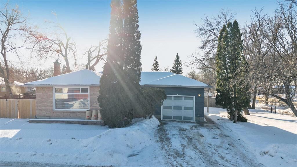 Photo de la propriété:  50 Cloverdale Crescent  MB R2C 1Z1 