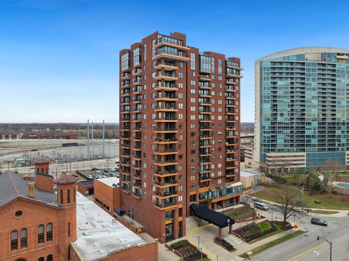 Property Photo:  155 W Main Street  OH 43215 