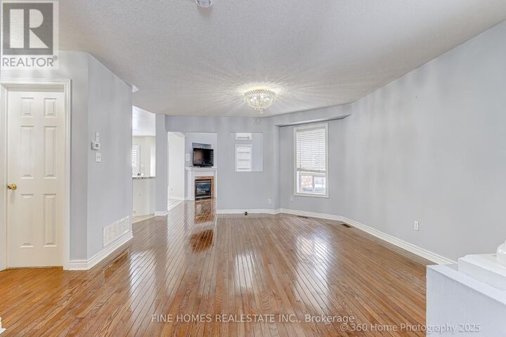 Property Photo:  304 Drummond Drive Upper  ON L6A 3C2 