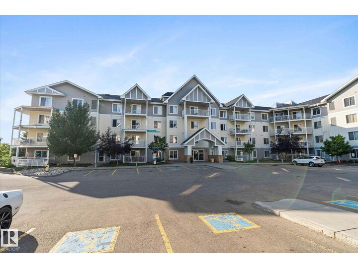 Photo de la propriété:  #112 2208 44 Av NW  AB T6T 0G6 