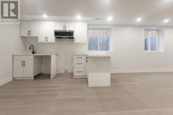 Property Photo:  1182 Blueheron Boulevard Basement  ON L5V 2E1 