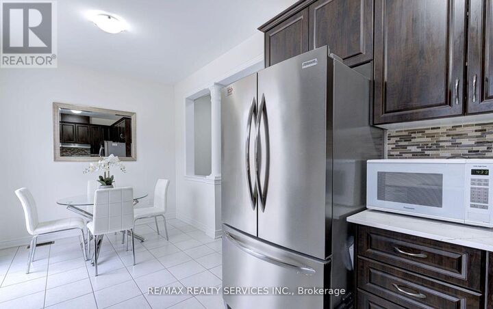 Property Photo:  13 Ebury Drive Upper  ON L6X 0Z3 