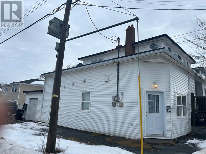 Photo de la propriété:  252 Pennywell Road  NL A1C 2L1 