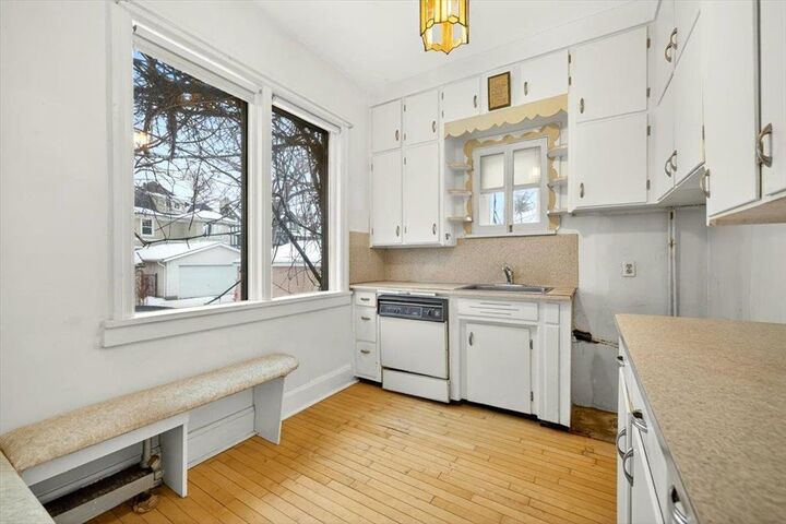 Photo de la propriété:  72 Harrow Street  MB R3M 2Y8 