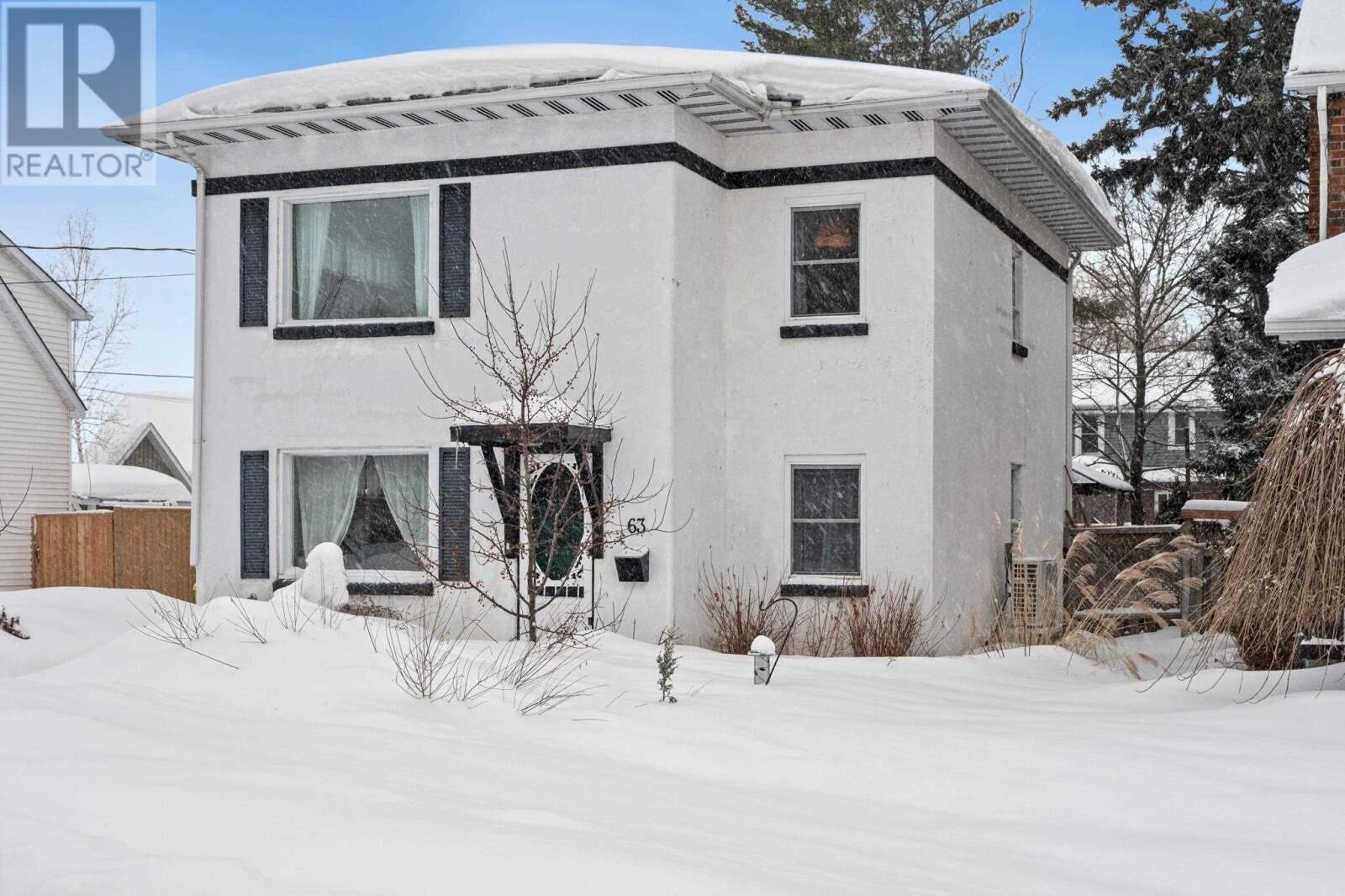 Photo de la propriété: 63 Riverview Ave ON P6A 3X8