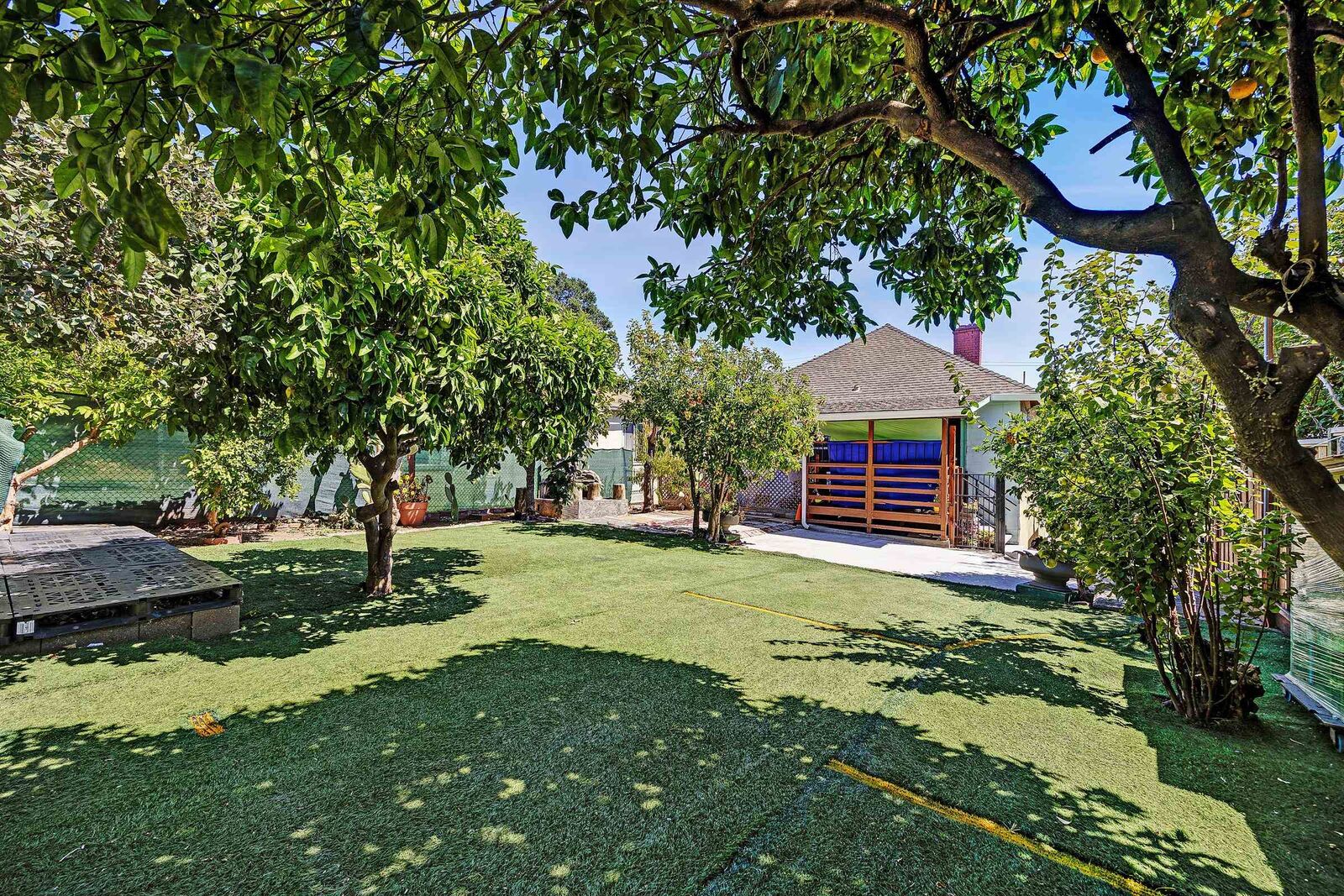 Property Photo: 2309 High St CA 94601