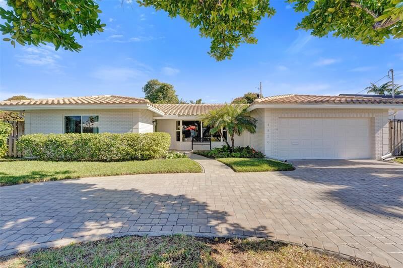 Property Photo:  4820 NE 27 Ave  FL 33308 