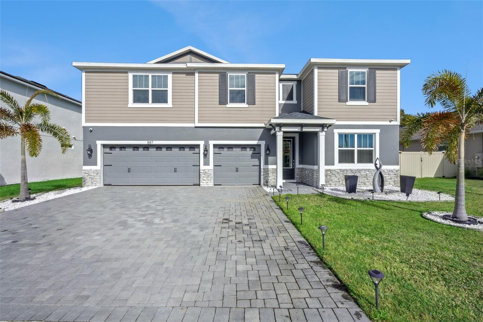 Property Photo:  887 Asterfield Lane  FL 32720 