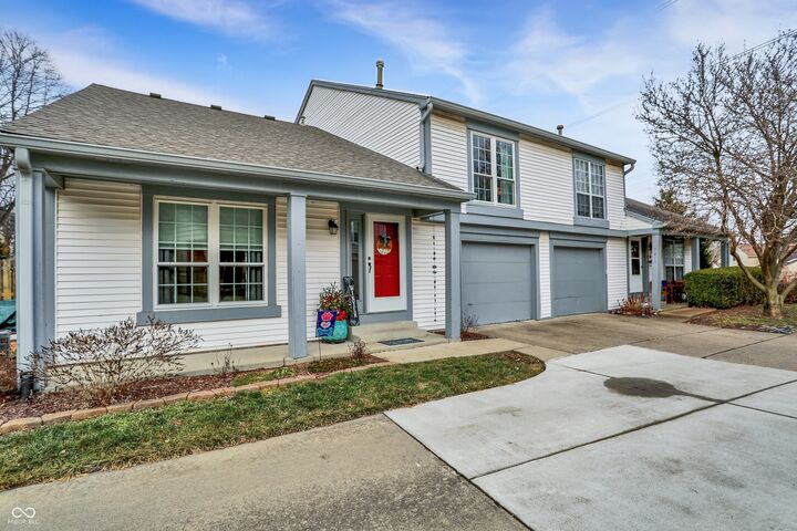 Property Photo: 7813 Hunters Path IN 46214