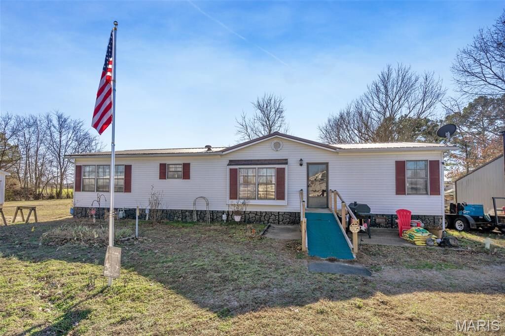 Property Photo:  20768 County Road 310  MO 63730 