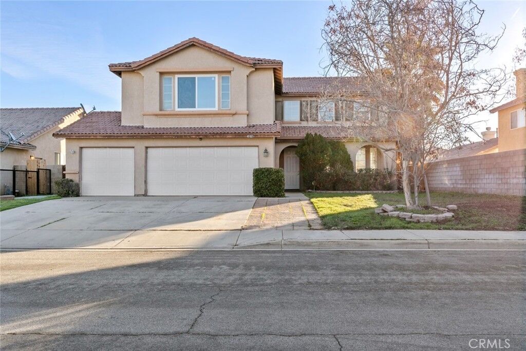 Property Photo:  45812 Caledonia Court  CA 93534 
