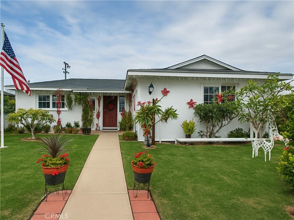 Property Photo: 1113 San Bernardino Avenue CA 91767
