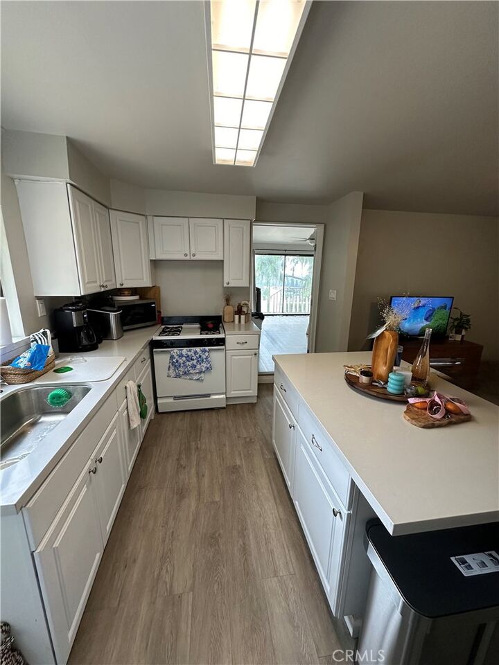 Property Photo:  5628 Panorama  CA 90601 