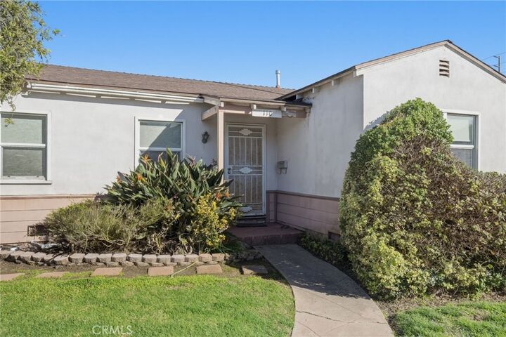 Property Photo:  110 Alabama Street N  CA 92648 
