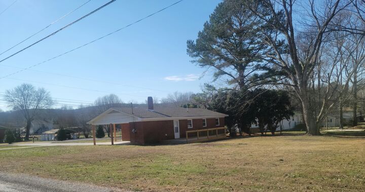 Property Photo: 5019 Sunny Acres Dr TN 38485
