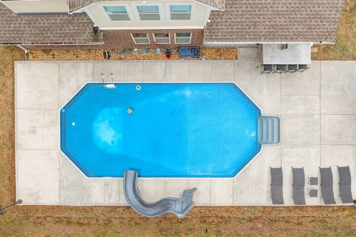 Property Photo:  1413 Burrows Ave  TN 37129 