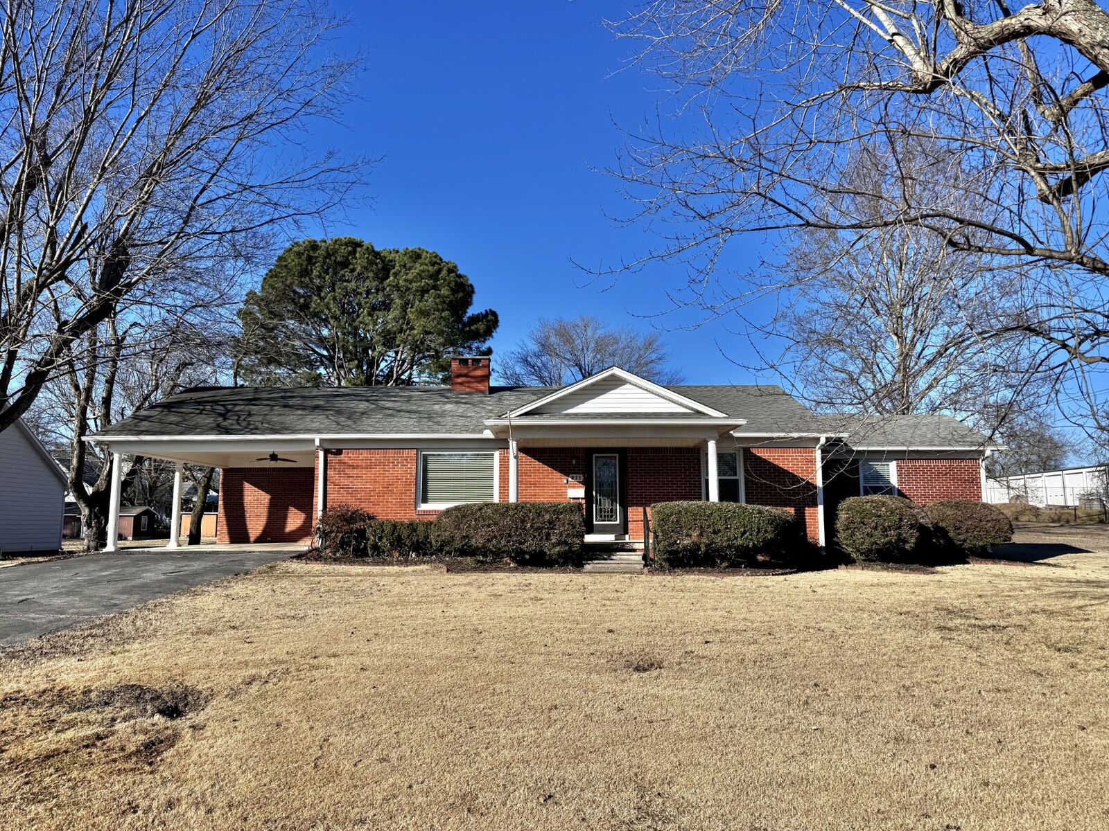 Property Photo:  211 Church St  TN 38469 