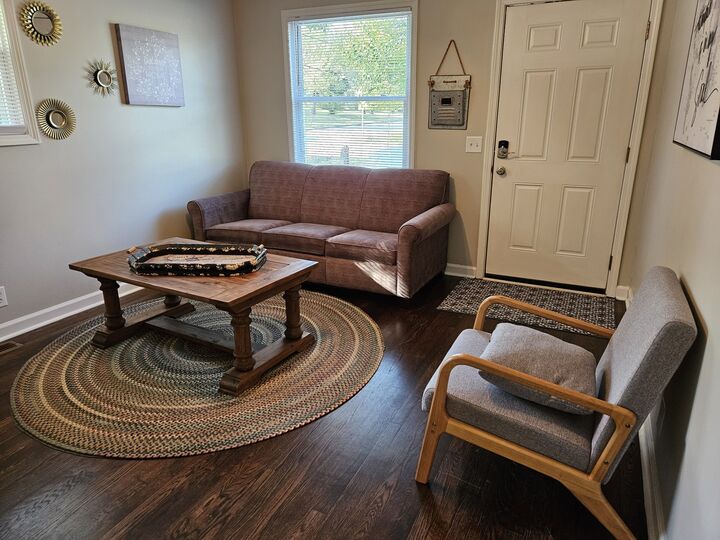 Property Photo:  500 Cumberland Ave  TN 37115 