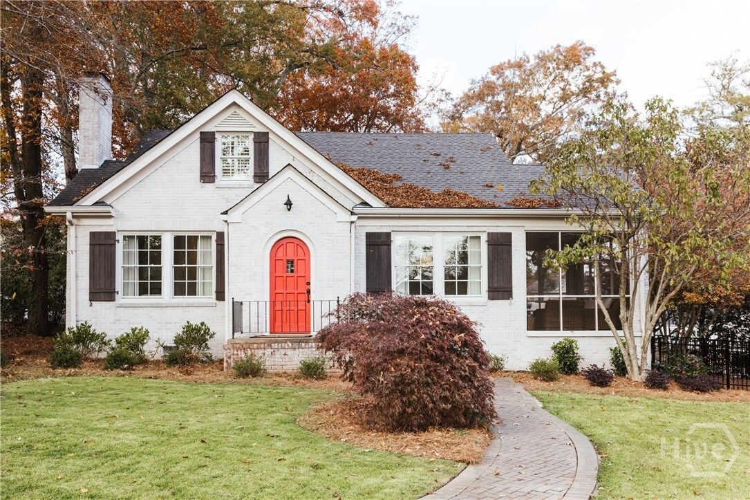 Property Photo:  293 Southview Drive  GA 30605 