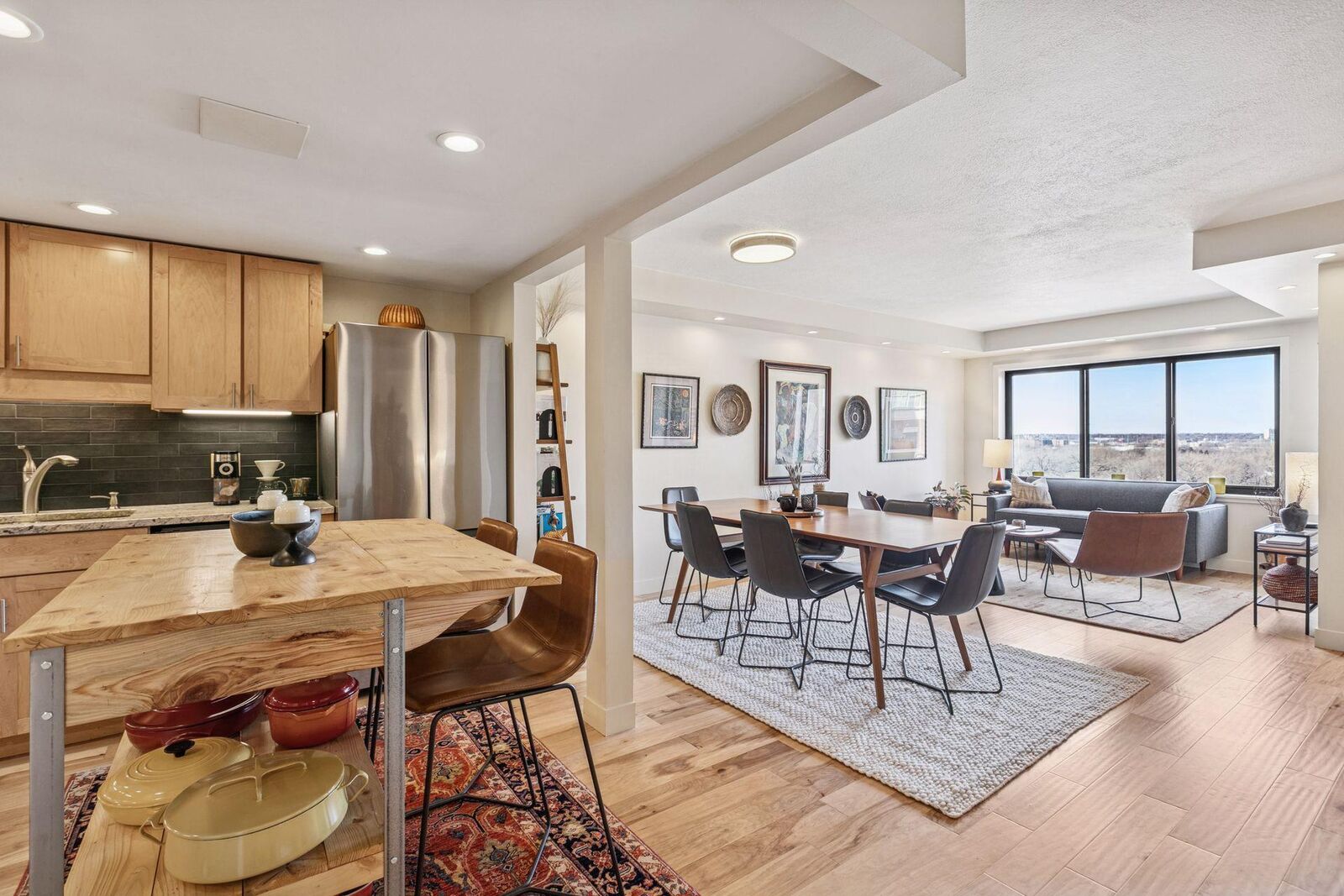 Property Photo:  110 1st Avenue NE F803  MN 55413 