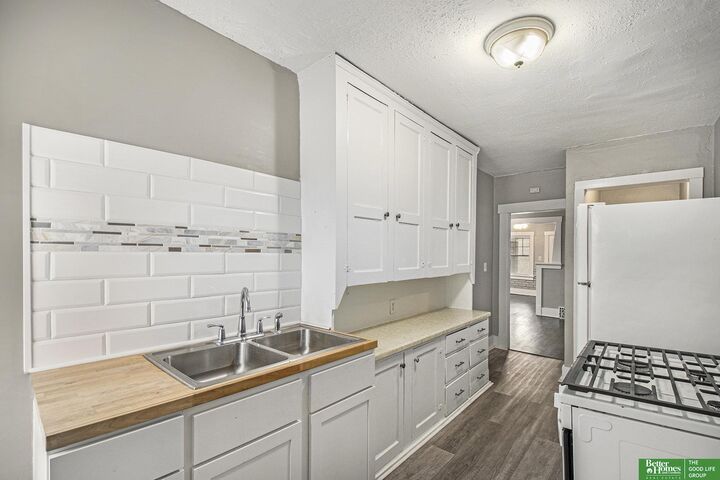 Property Photo: 3155 Jackson Street NE 68105