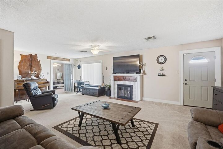 Property Photo:  16903 State Highway 6  OK 73560 