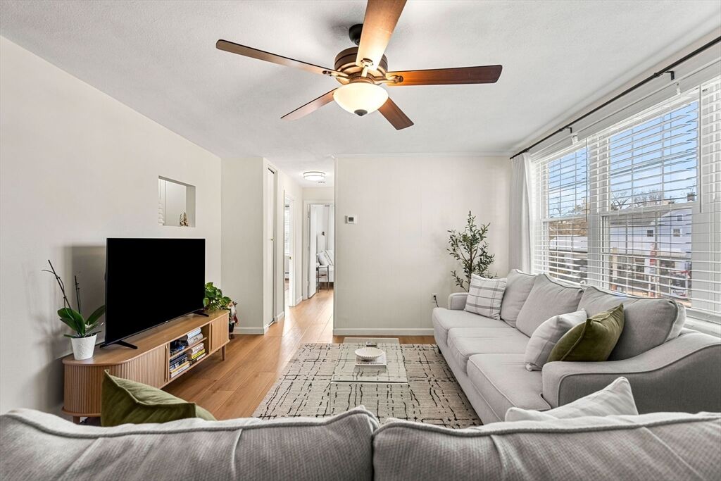 Property Photo:  5 Woodsum Dr 12  MA 02184 