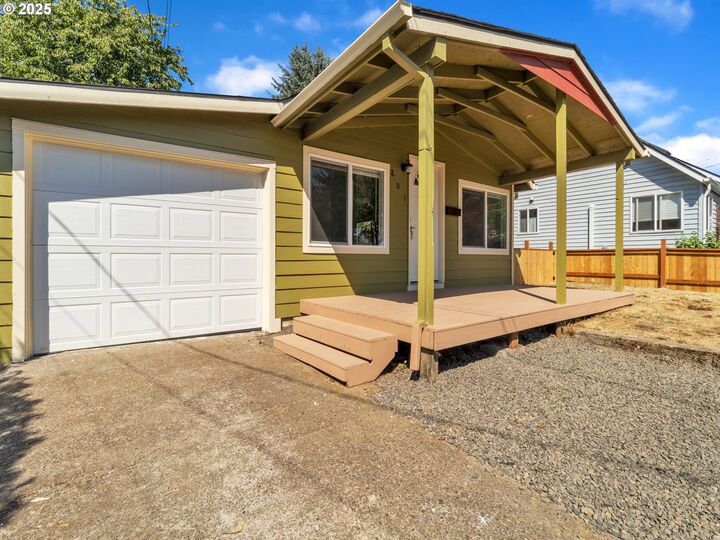 Property Photo:  801 NE 13th St  OR 97128 