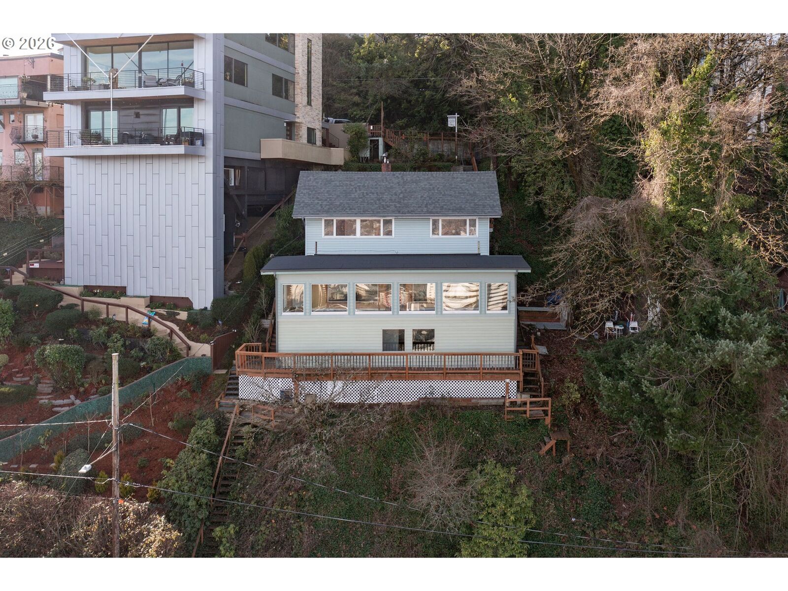 Property Photo:  2604 SW Buckingham Ave  OR 97201 